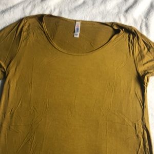Lularoe Classic tee